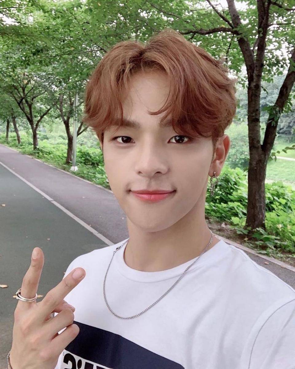 Instagram.com/realstraykids
