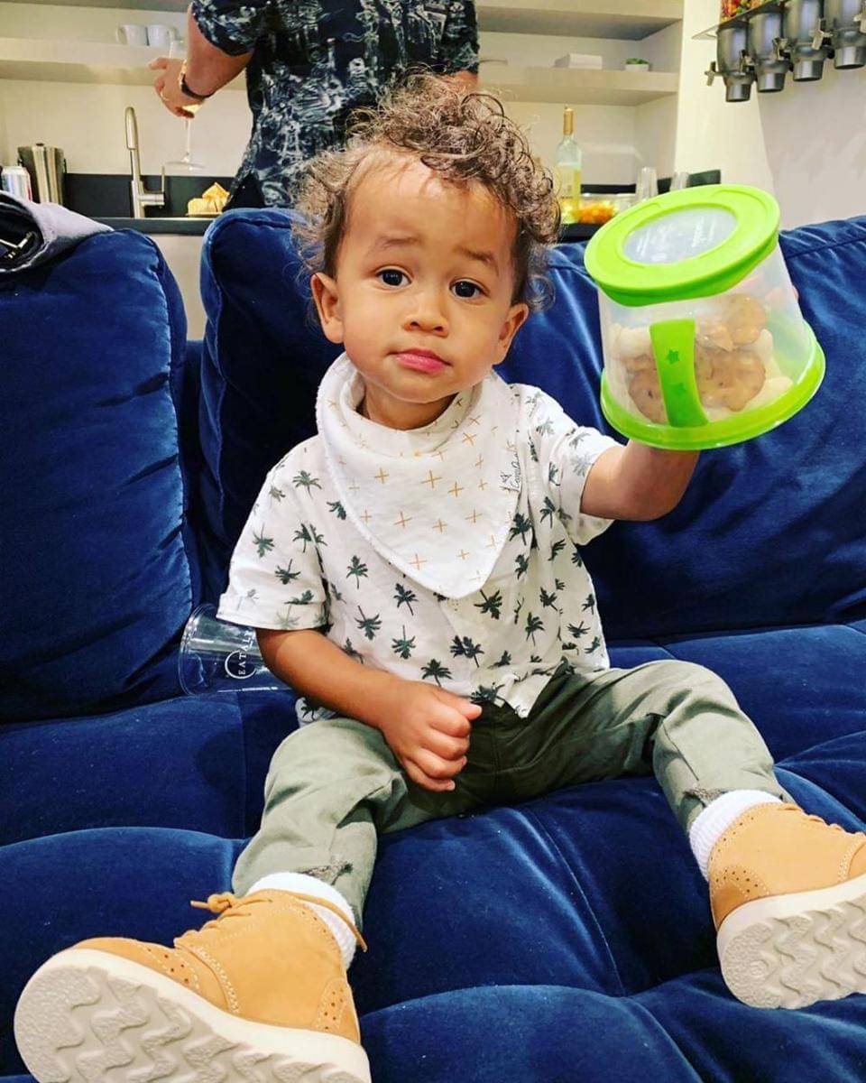 instagram.com/chrissyteigen