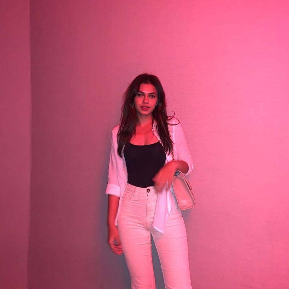 Instagram.com/carmelavdkruk