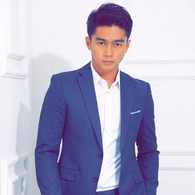 Instagram.com/devamahenra