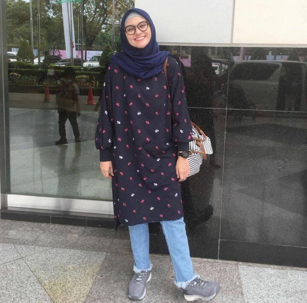 instragam.com/zeezeeshahab