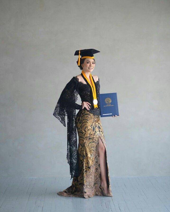 Instagram.com/keziawarouw