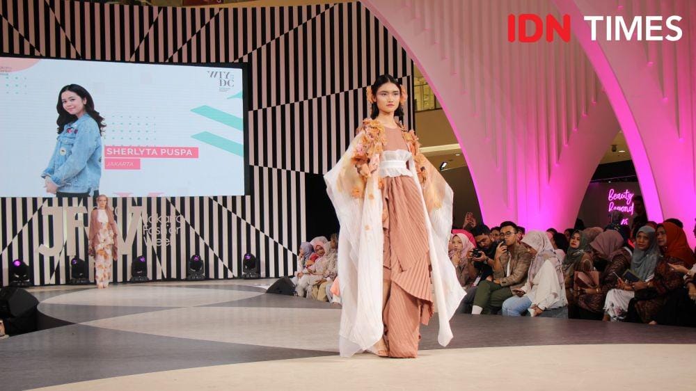 Wardah Inspiring Young Designer Competition (WIYDC) 2019. 27 Oktober 2019. IDN Times/Klara Livia