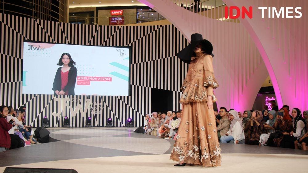 Wardah Inspiring Young Designer Competition (WIYDC) 2019. 27 Oktober 2019. IDN Times/Klara Livia