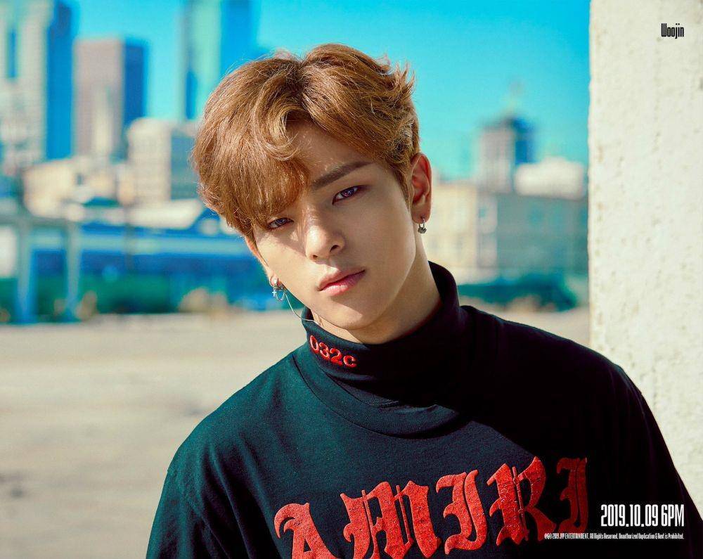 Instagram.com/realstraykids
