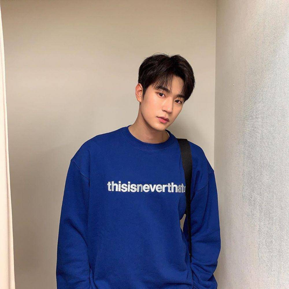 instagram.com/parkseoham