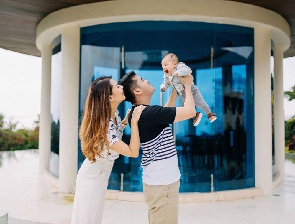 Instagram.com/amandazevannya