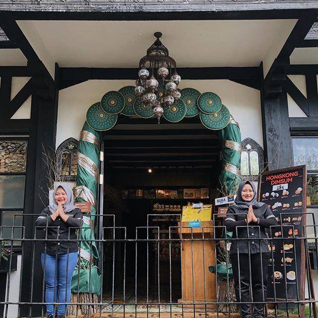 instagram.com/backyardkitchenlembang