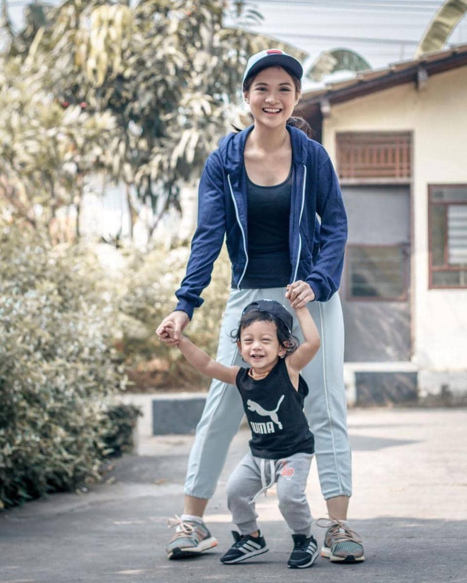 Instagram.com/vinessainez