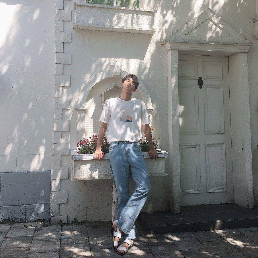instagram.com/parkseoham
