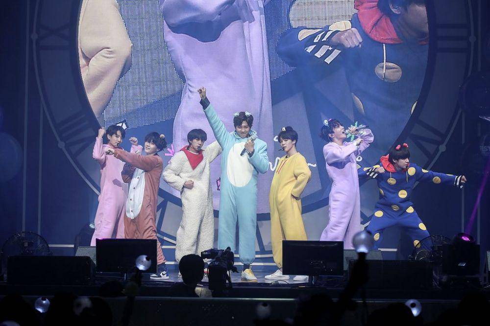 twitter.com/BT21_