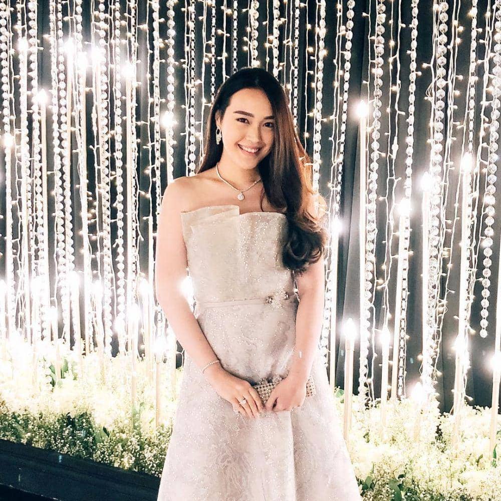 Instagram.com/vanialarissa