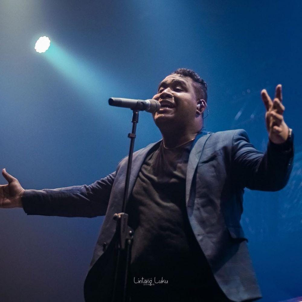 instagram.com/andmeshkamaleng_