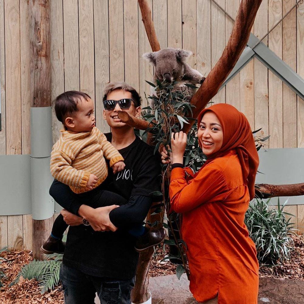 instagram.com/rachelvennya