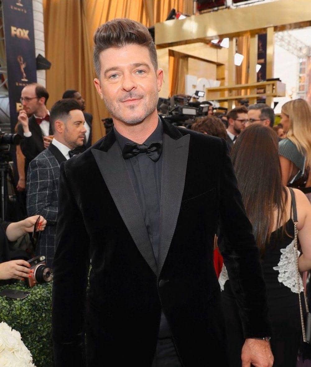 instagram.com/robinthicke