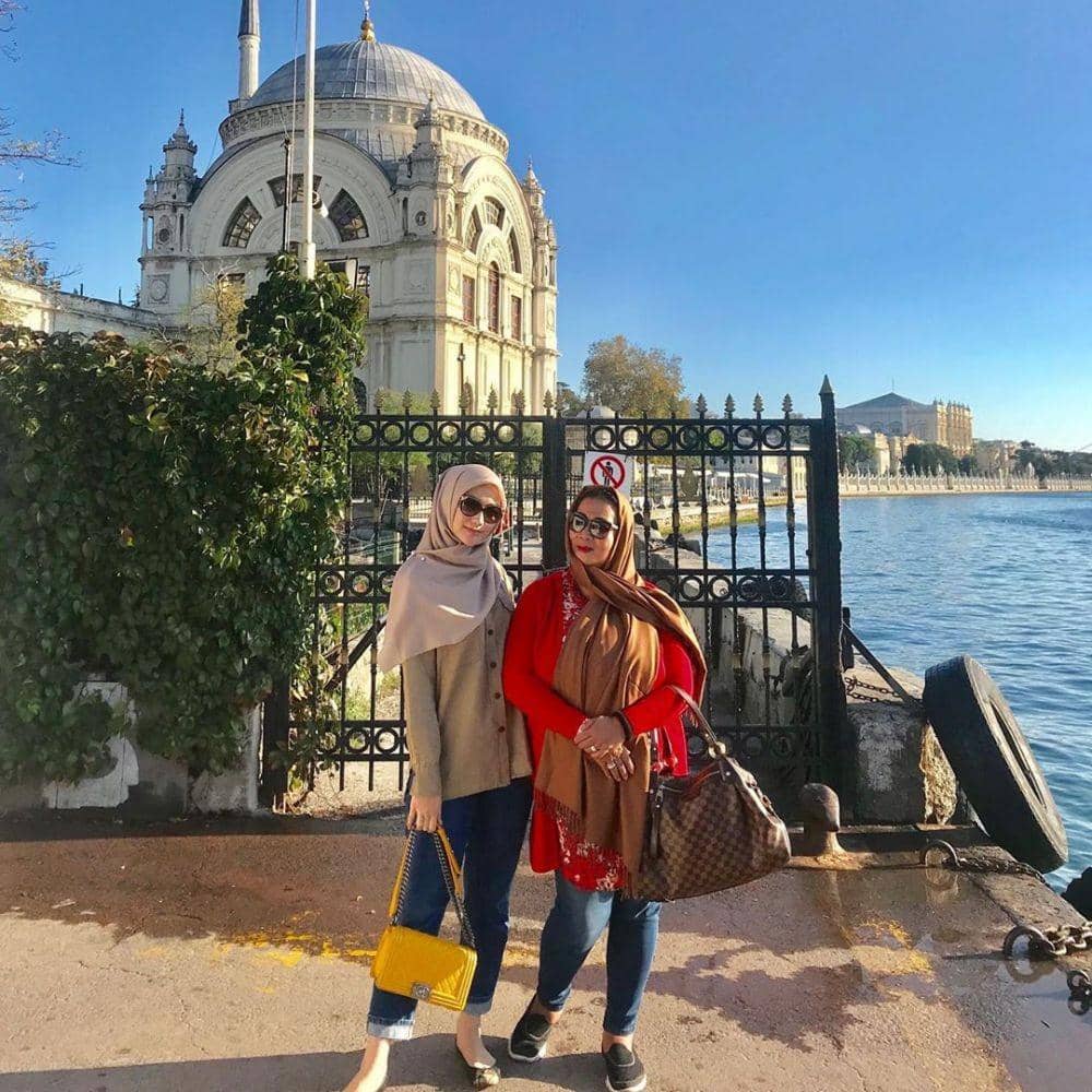 Instagram.com/yanny_christiany