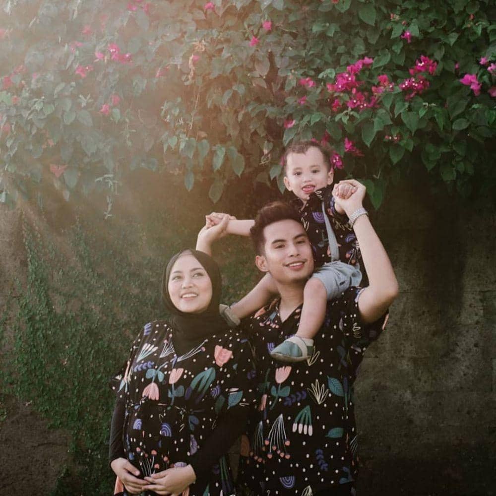 Instagram.com/rachelvennya