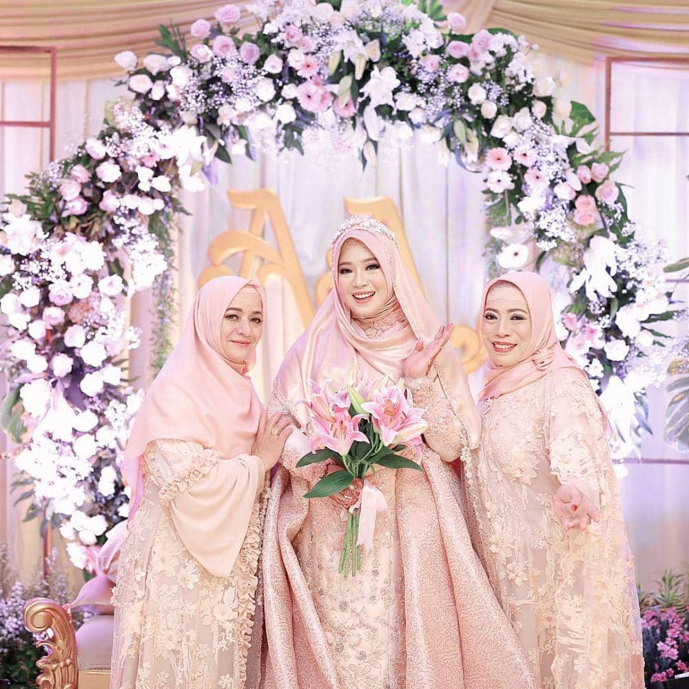 Instagram.com/khadijahazzahrah_makeup