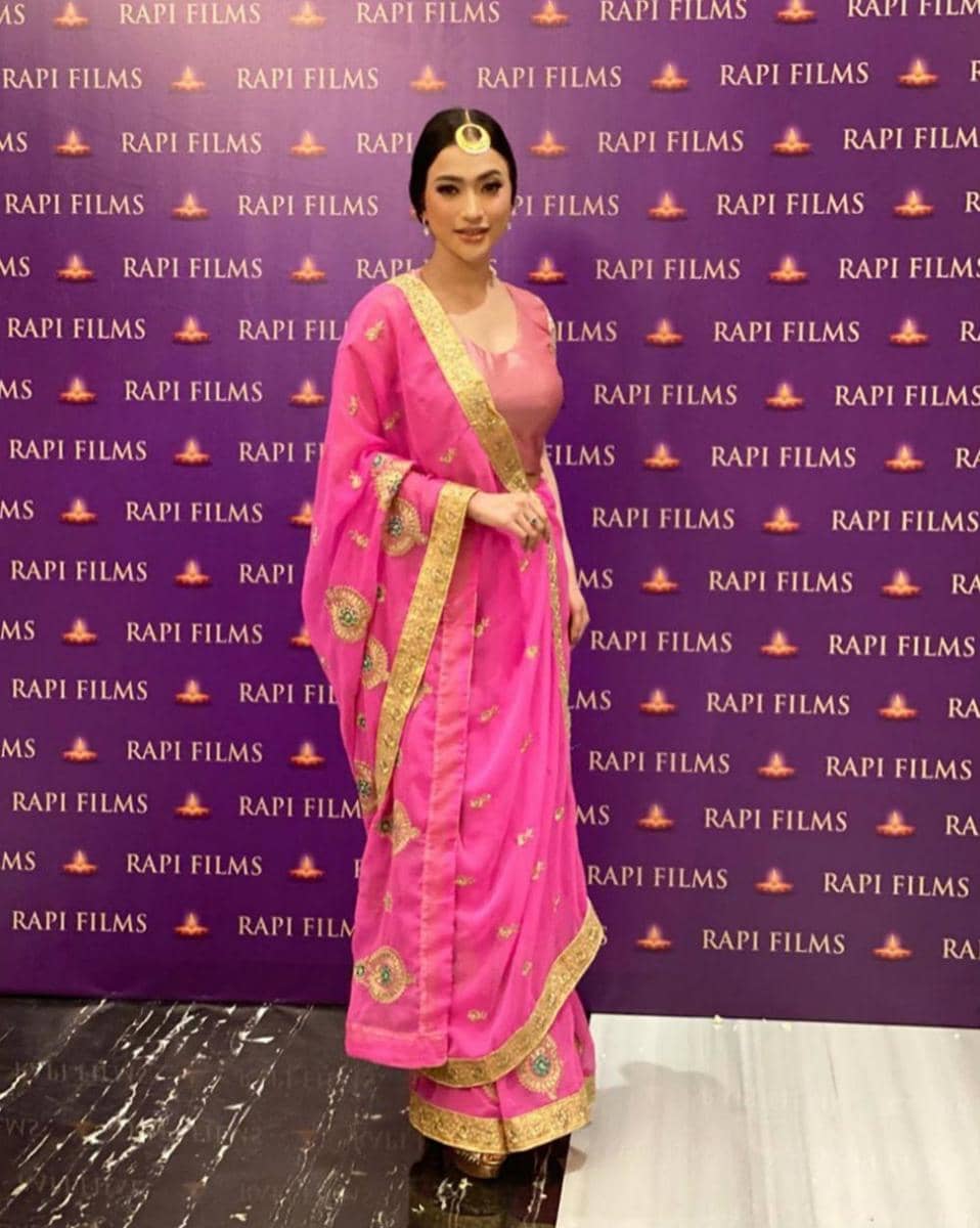 Instagram.com/amelalvireal