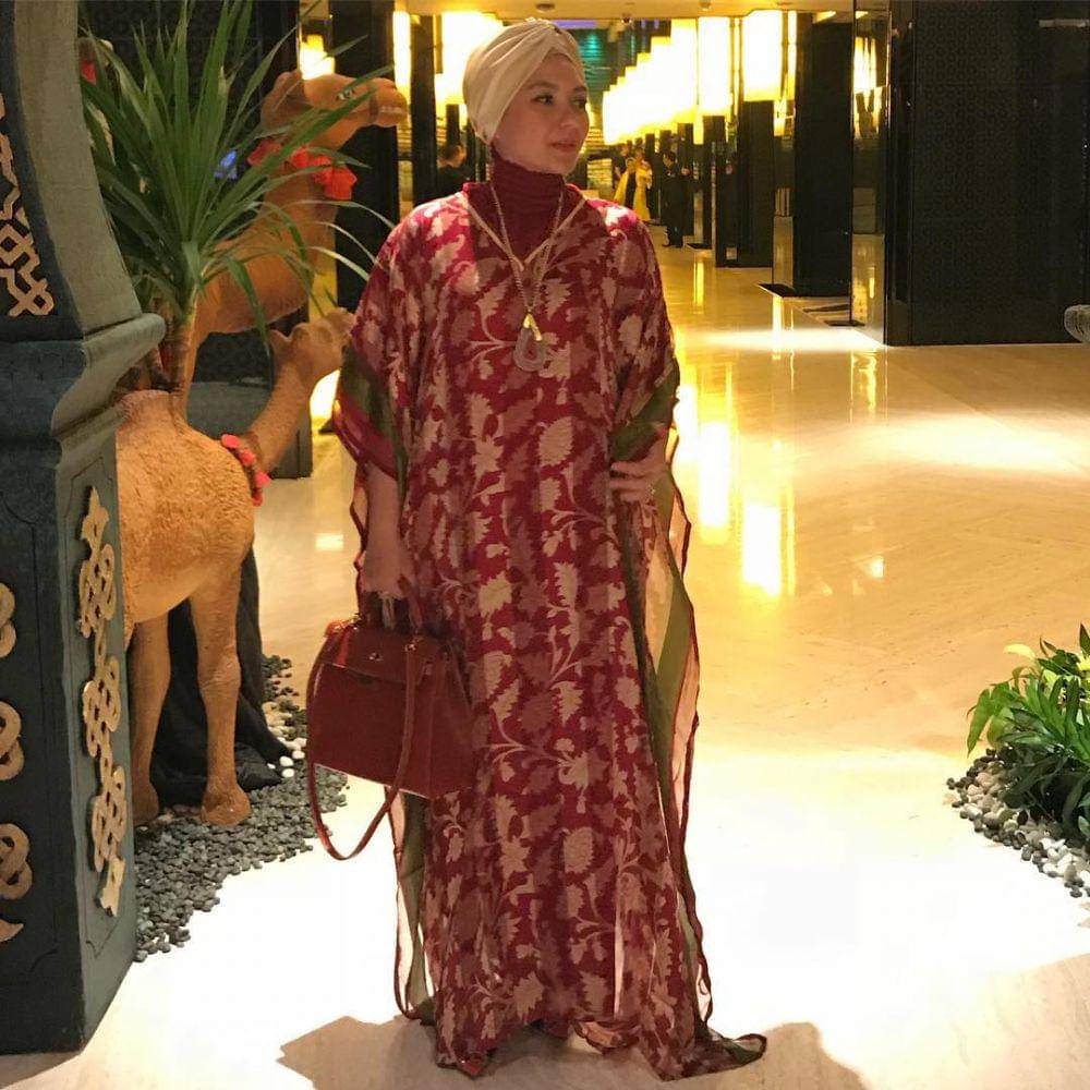 Instagram.com/@viona__rosalina