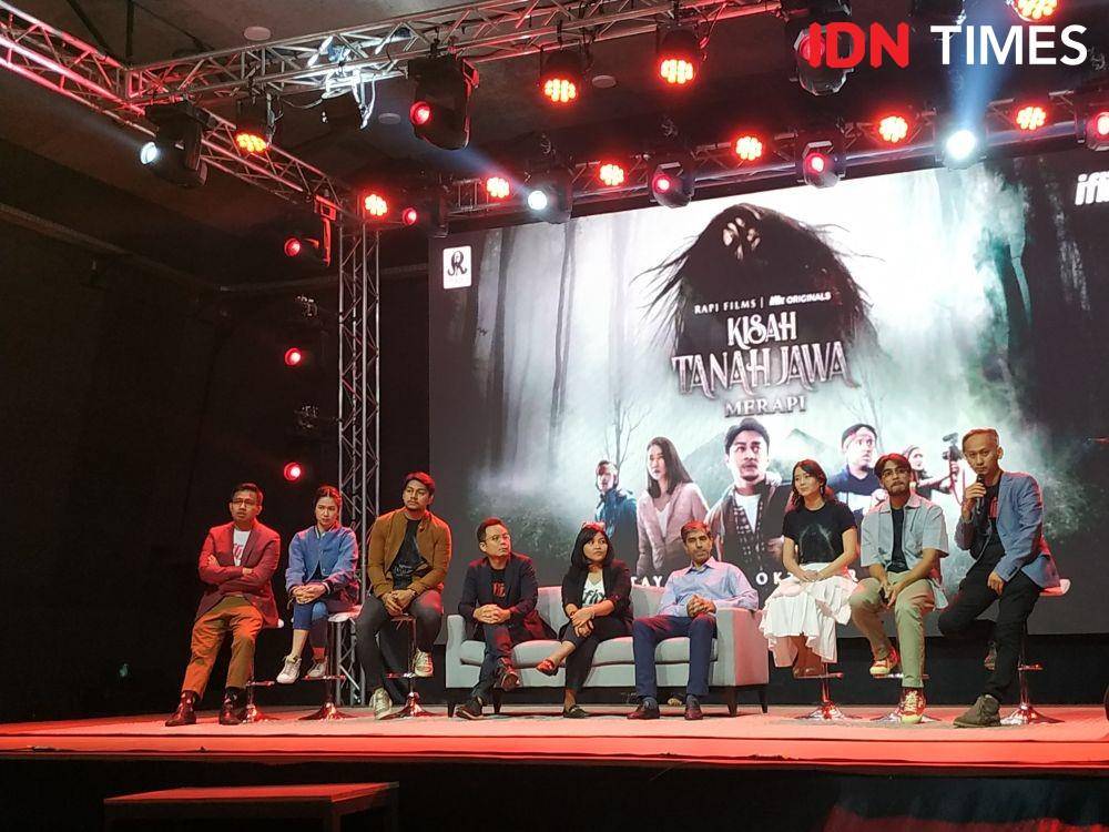 Para cast dan produser dalam press conference dan screening serial "Kisah Tanah Jawa: Merapi" di M Bloc Space, Jakarta, pada 29 Oktober 2019. IDN Times/Erfah Nanda