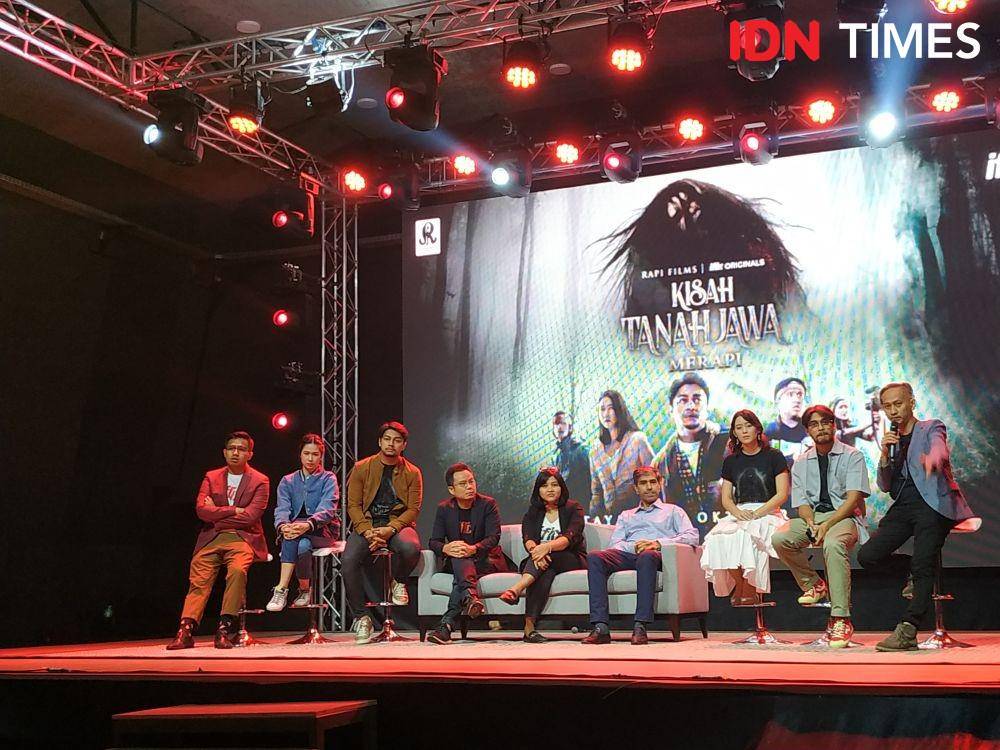 Para cast dan produser dalam press conference dan screening serial "Kisah Tanah Jawa: Merapi" di M Bloc Space, Jakarta, pada 29 Oktober 2019. IDN Times/Erfah Nanda