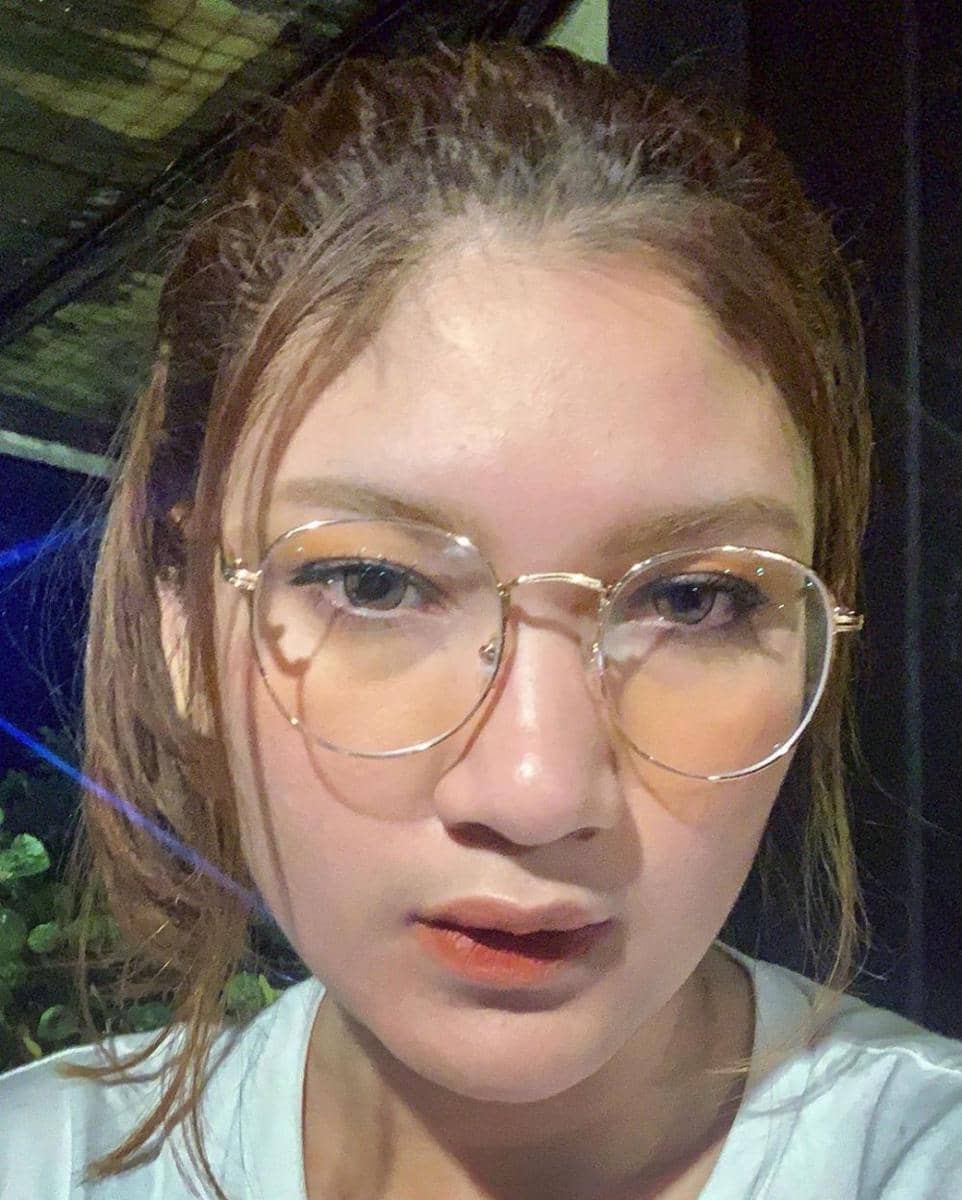 instagram.com/lunarivory