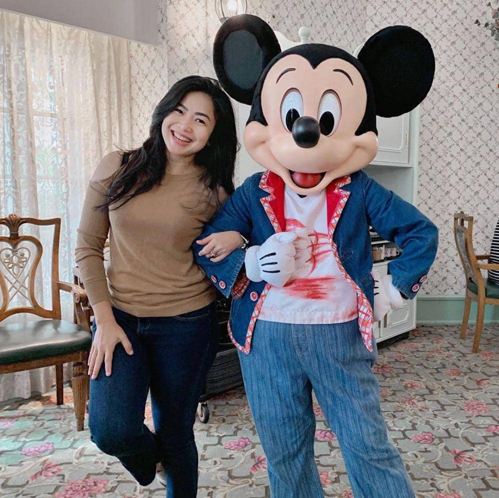 instagram.com/fenirose