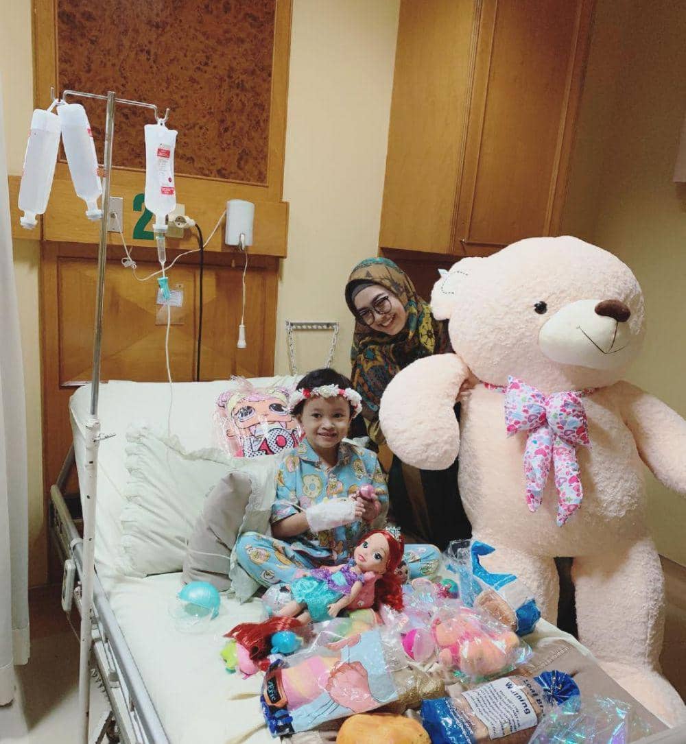 instagram.com/riaricis1795