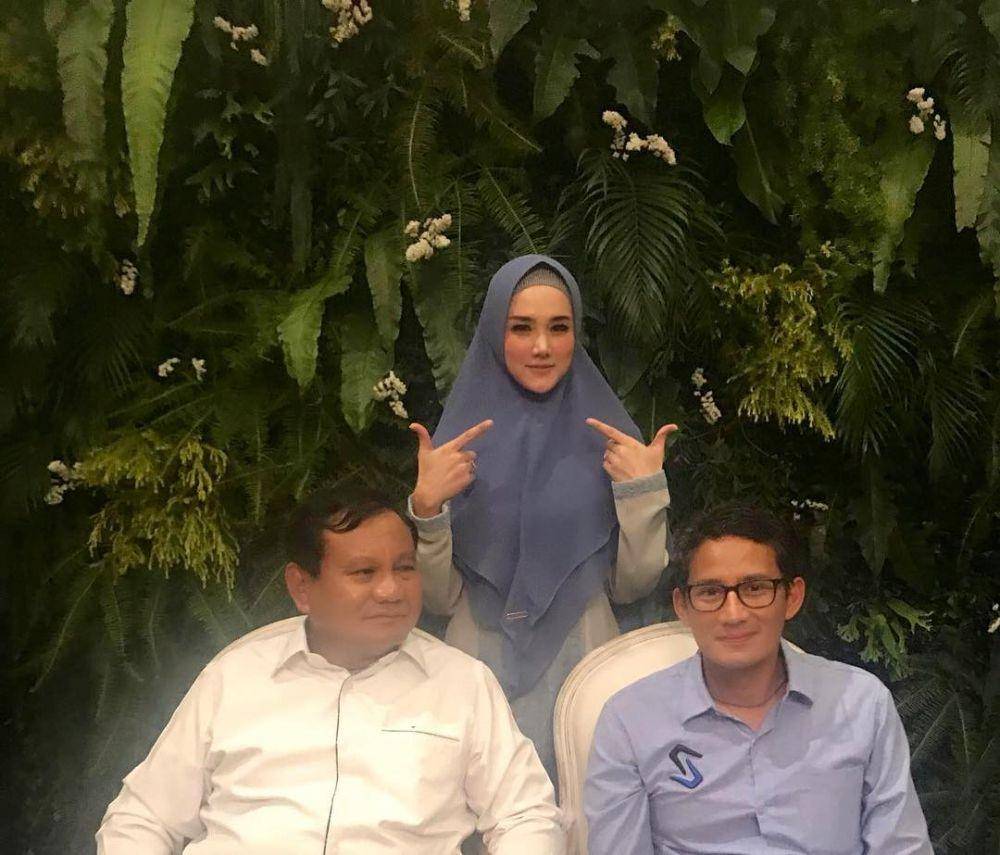 Instagram.com/mulanjameela1