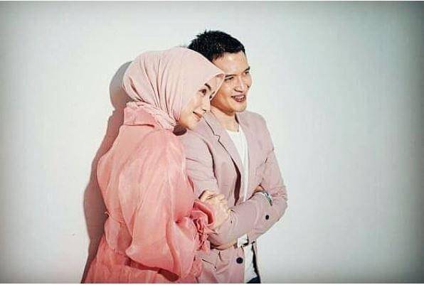 instagram.com /rezkyciki/