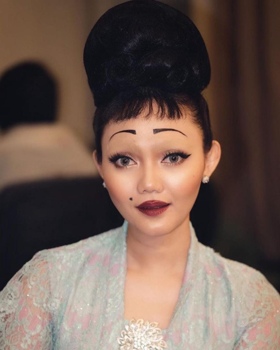 Instagram.com/rinanose16