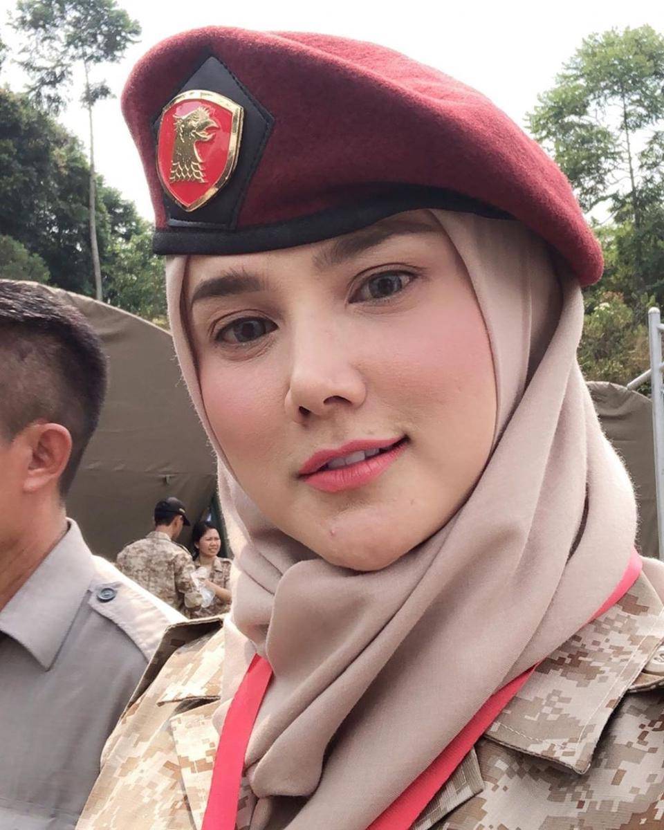Instagram.com/mulanjameela1