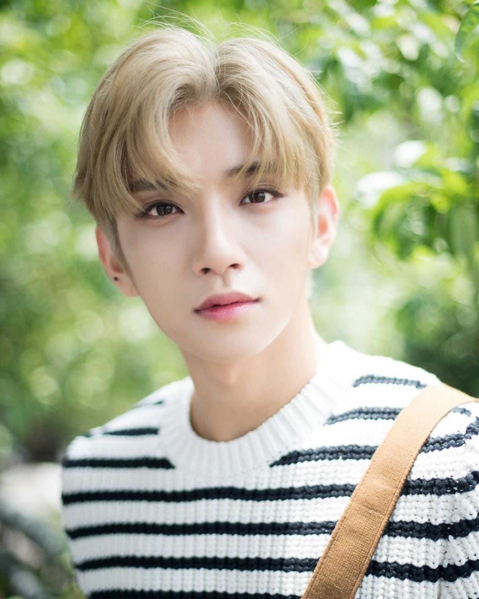 Instagram.com/Joshua.hong_svt