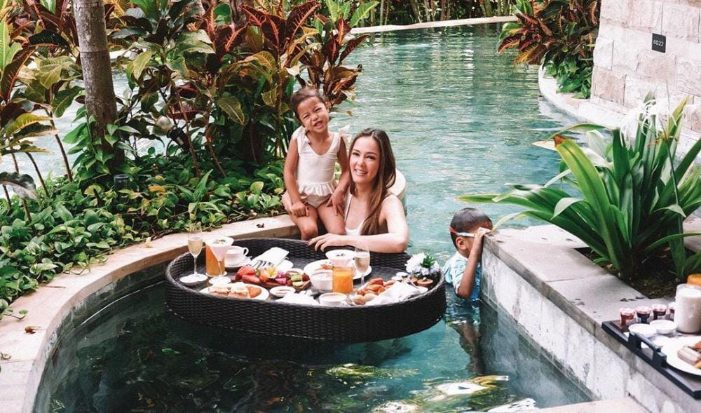 instagram.com/cathysharon