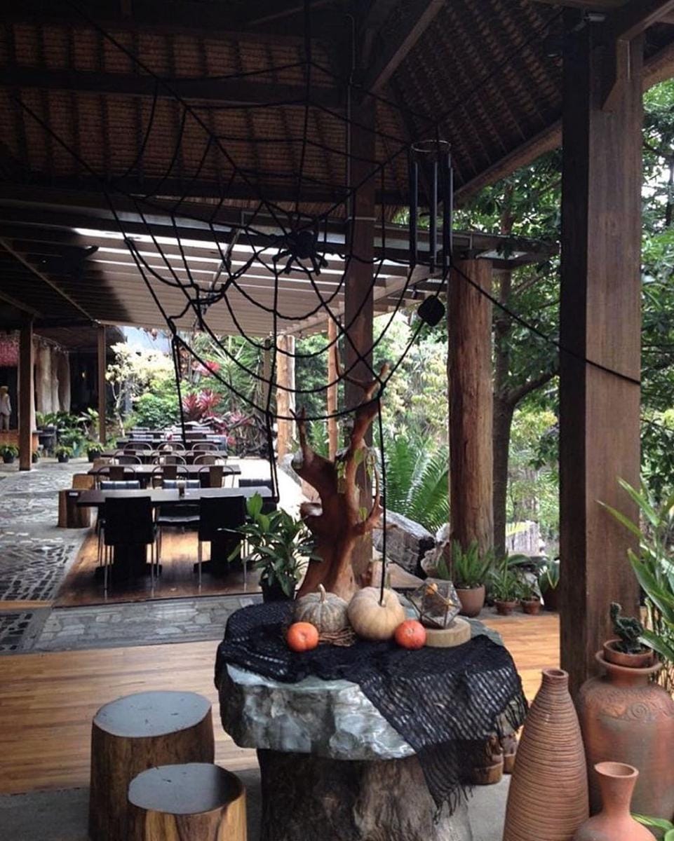 instagram.com/a.karangwangi