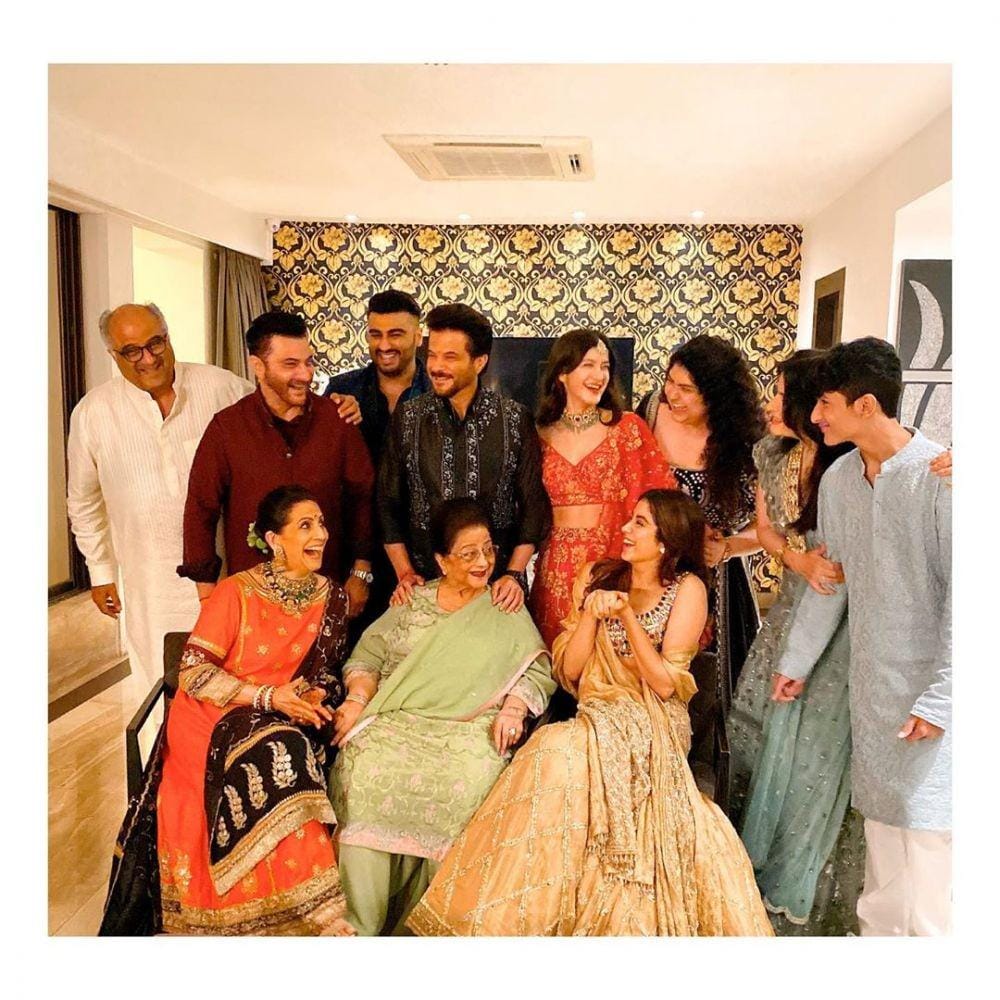 instagram.com/anshulakapoor