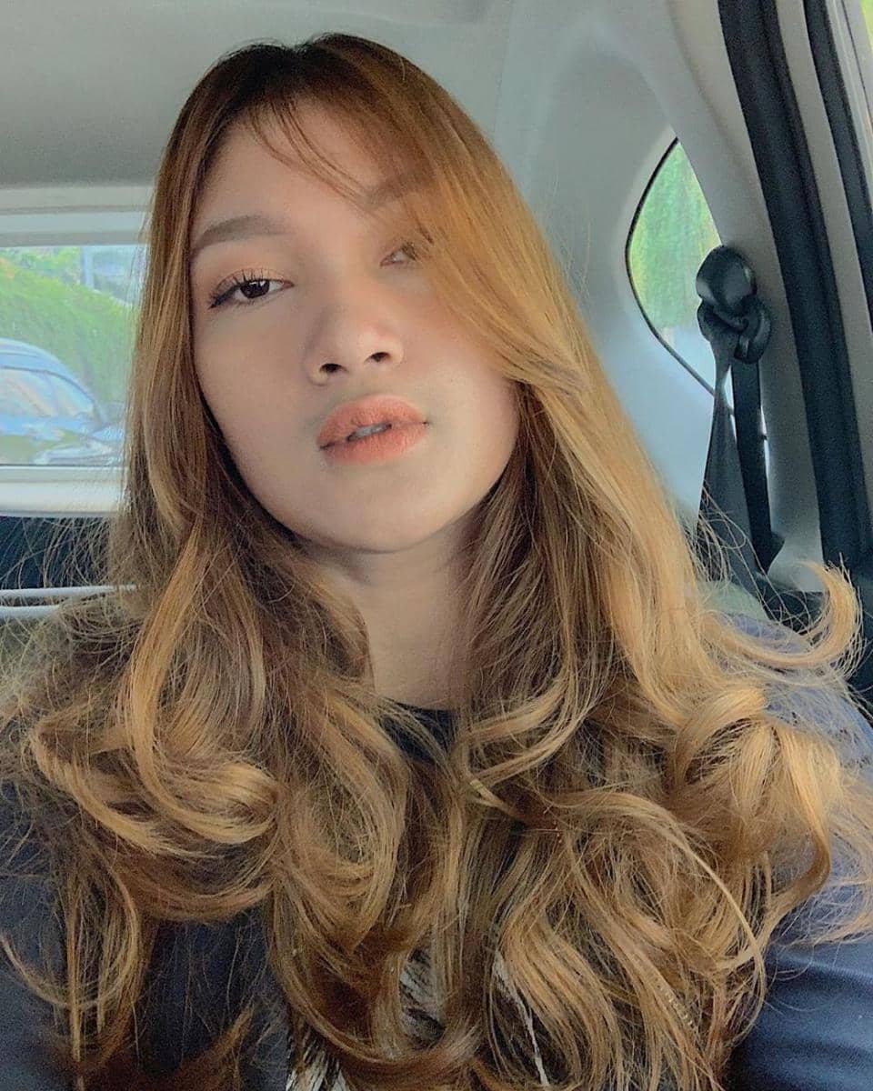 instagram.com/lunarivory