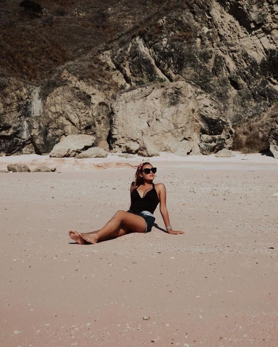 instagram.com/aurelie.hermansyah