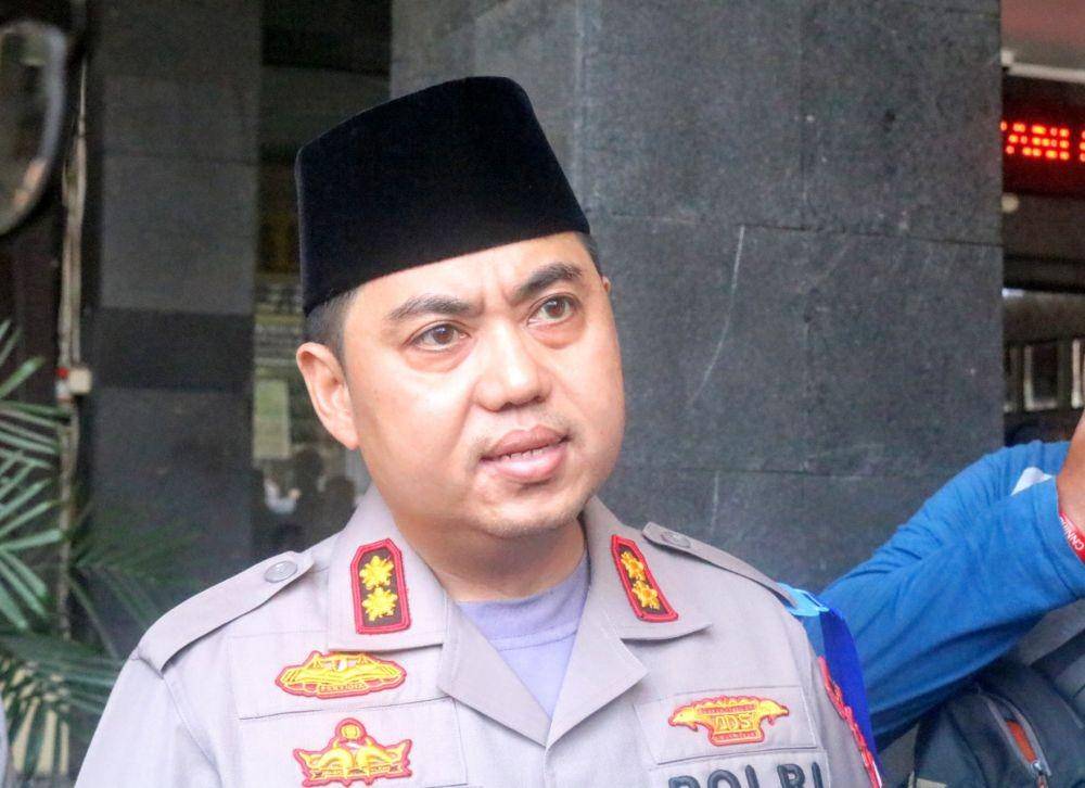 Kapolres Malang Kota AKBP Dony Alexander saat memberikan keterangan di Mapolres Malang kota, Jumat (1/11). IDN Times/ Alfi Ramadana