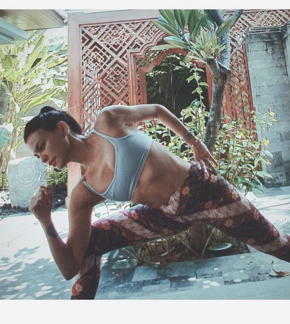 Instagram.com/sophia latjuba