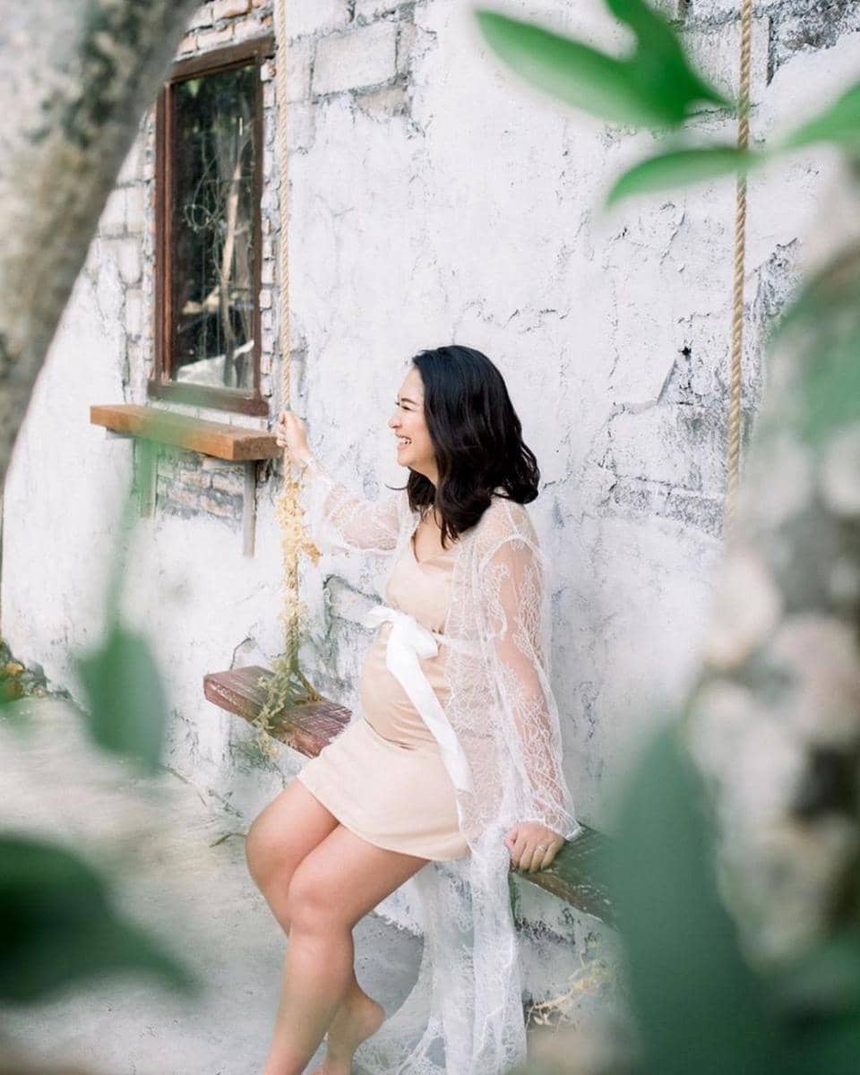 instagram.com/annekejd