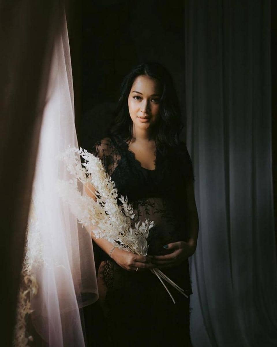 instagram.com/noviakontesa