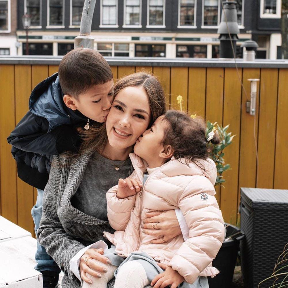 Instagram.com/cathysharon