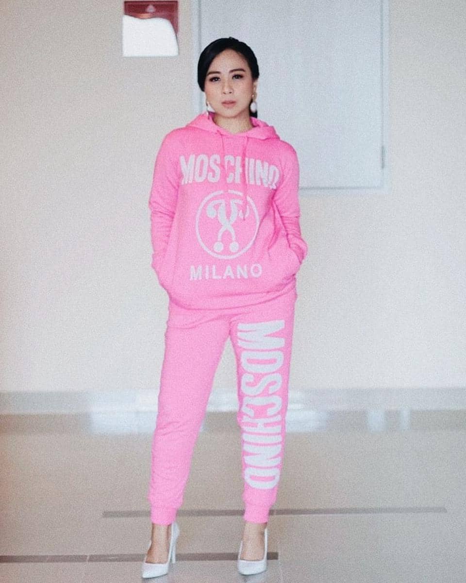 instagram.com/astridbasjar