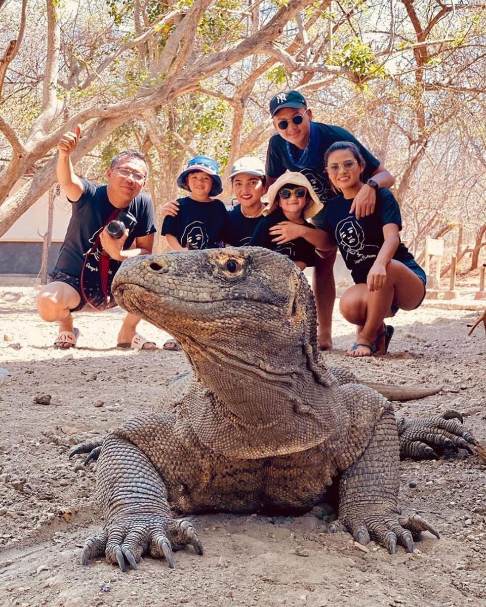 instagram.com/ashanty_ash