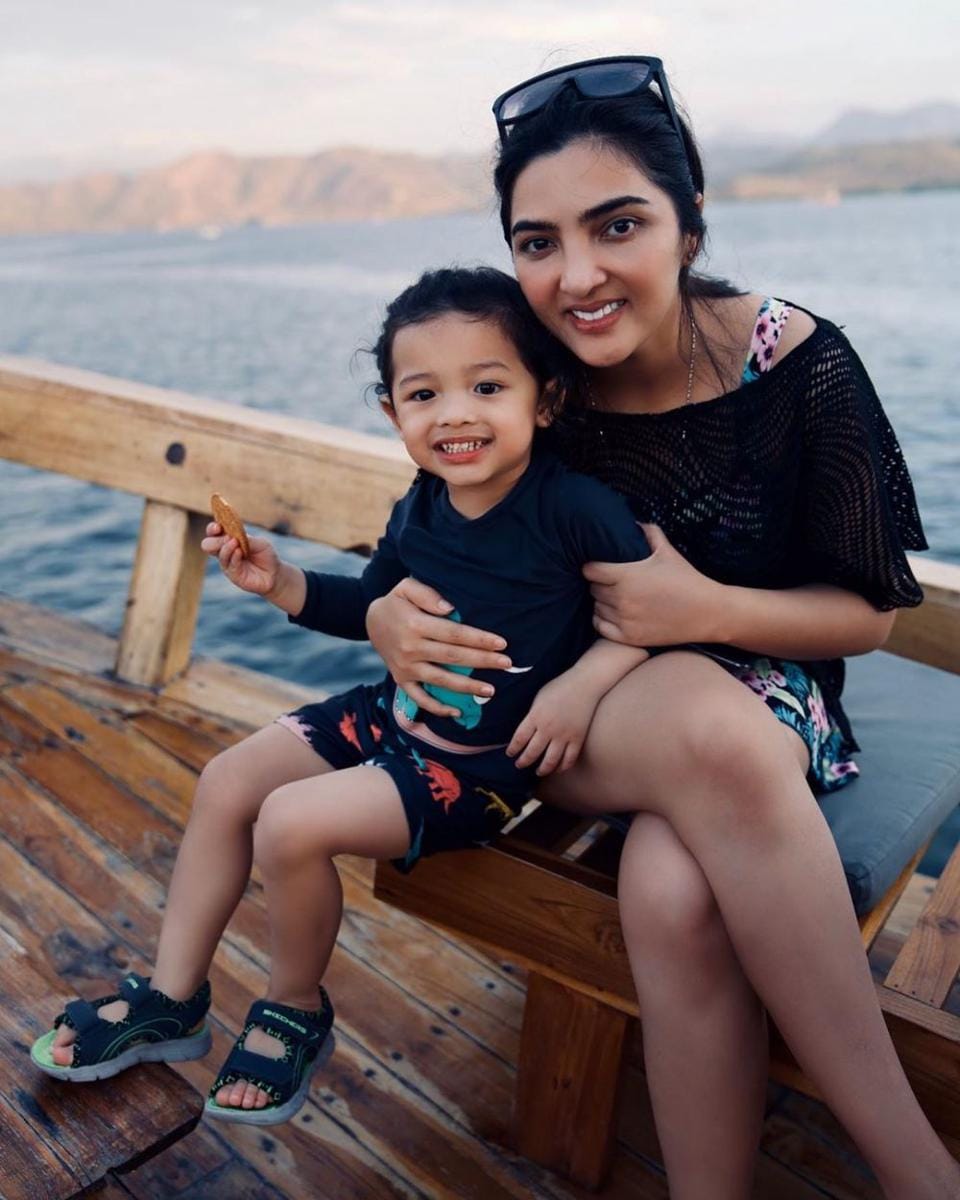 instagram.com/azriel_hermansyah