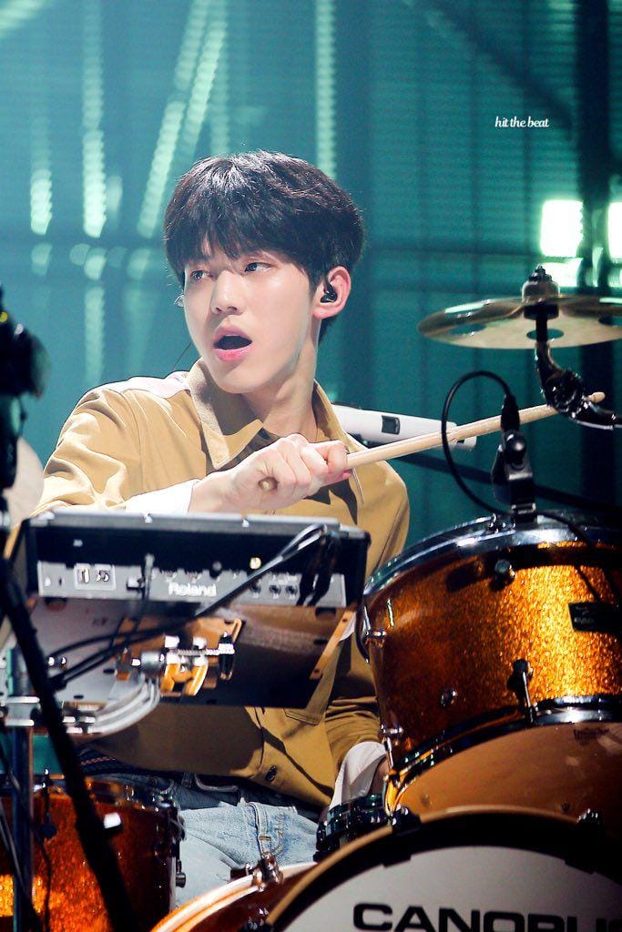 twitter.com/HTB_dowoon
