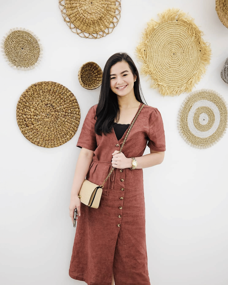 instagram.com/eriskarein