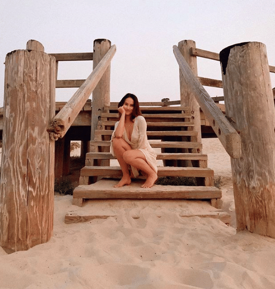 instagram.com/janisaas